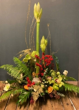 Simply Christmas Cheer Arrangement